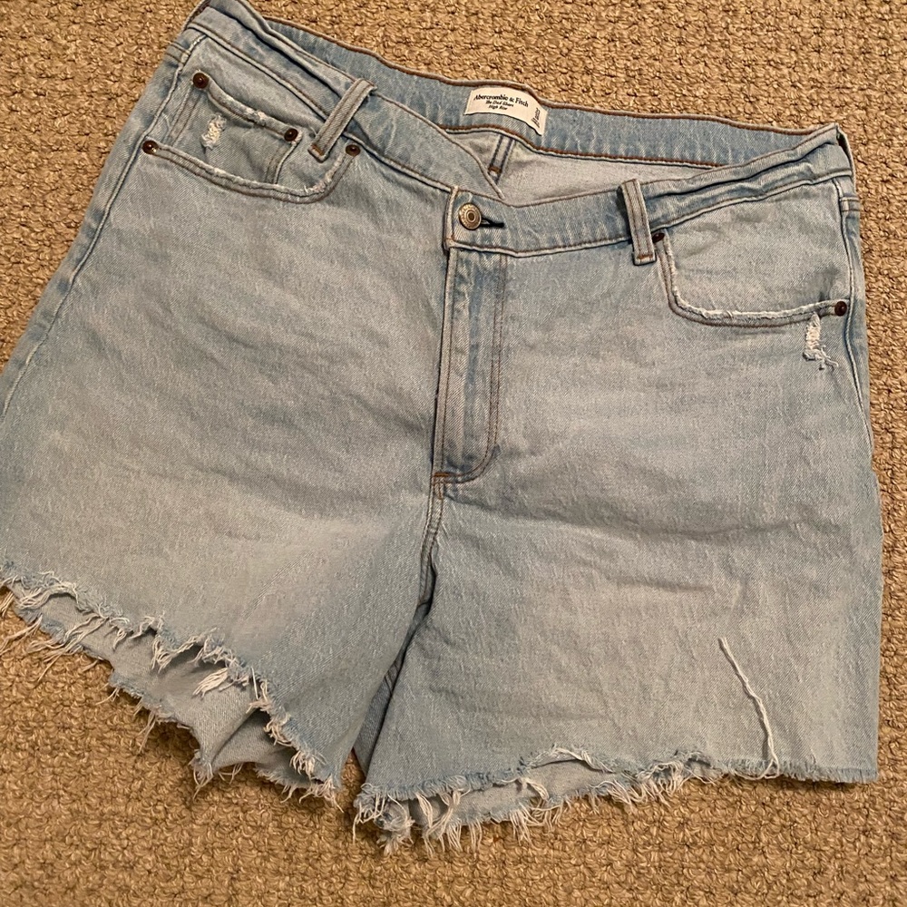 Abercrombie & Fitch Light Wash Jean Shorts